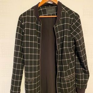 women’s grid pattern black and white trench coat